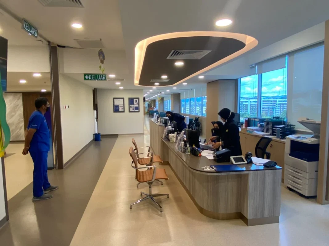 Teknologi Robotik Permudah Operasi Tulang Lutut di ALTY Hospital Malaysia Teknologi Robotik Permudah Operasi Tulang Lutut di ALTY Hospital Malaysia