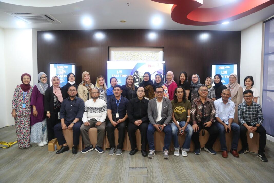 Dari Jakarta Berobat Jantung Anak ke Kuala Lumpur Malaysia Dari Jakarta Berobat Jantung Anak ke Kuala Lumpur Malaysia