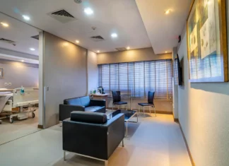 Spesialis Neurologi (Saraf) di Rumah Sakit Singapura Spesialis Neurologi (Saraf) di Rumah Sakit Singapura