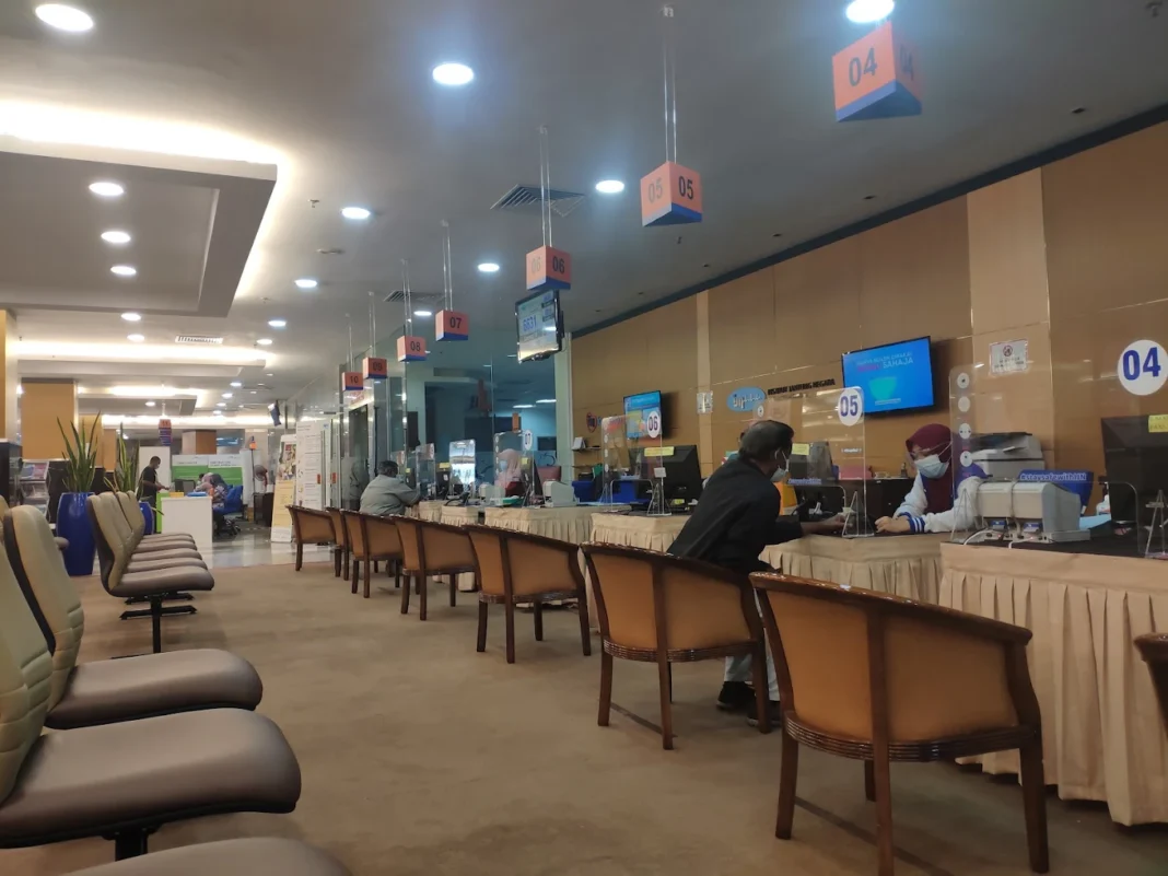 Mengapa Pasien Indonesia Mempercayakan Perawatan Jantung ke IJN? Mengapa Pasien Indonesia Mempercayakan Perawatan Jantung ke IJN?